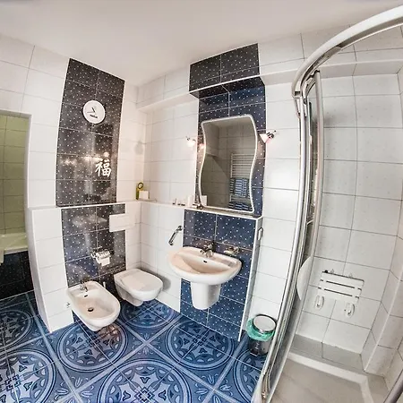 Otel Pekin 3*