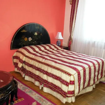 Pekin Otel 3*