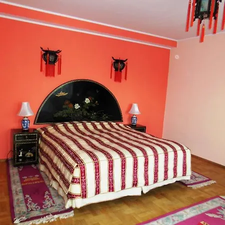 Pekin Otel 3*