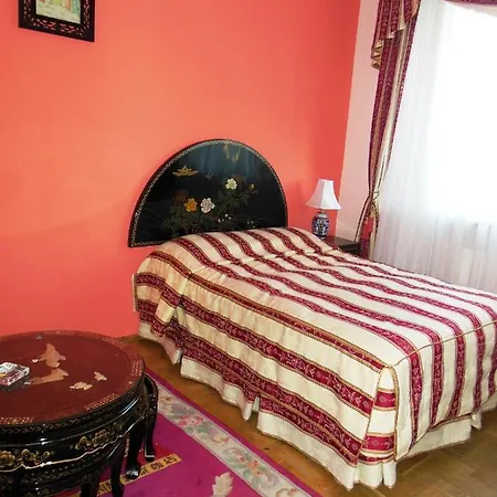 Otel Pekin 3*